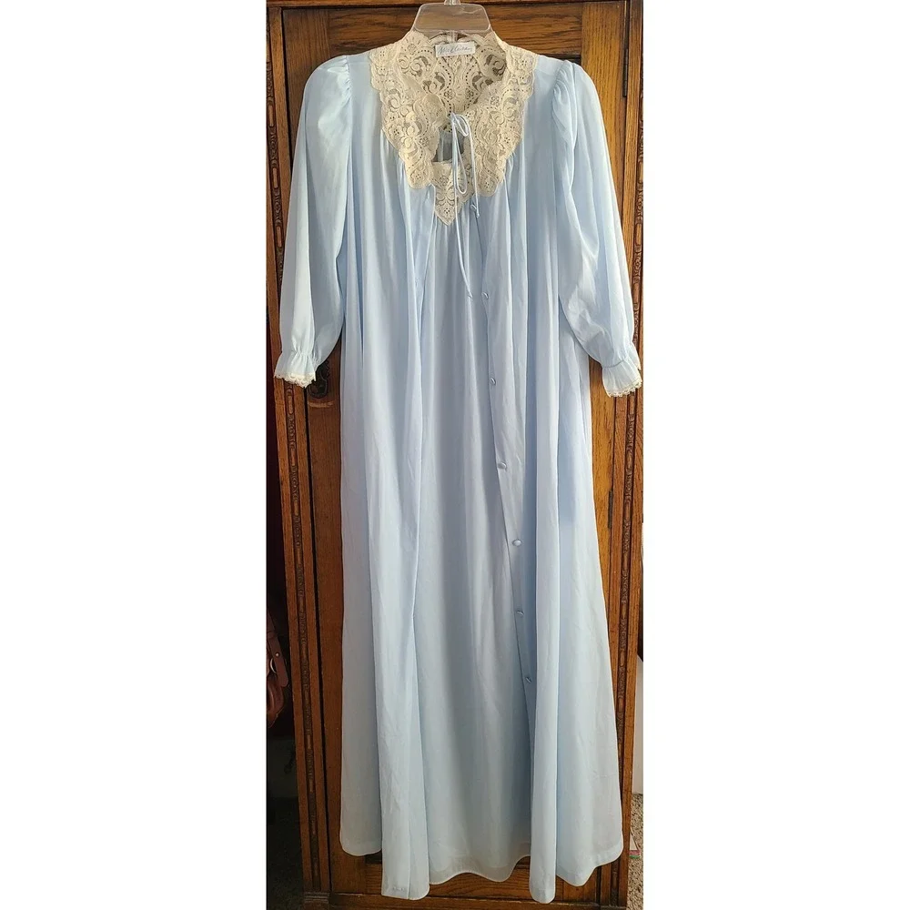 Vintage Miss Elaine Nightgown Robe Set Blue Lace ILGWU Made in USA Medium 6535